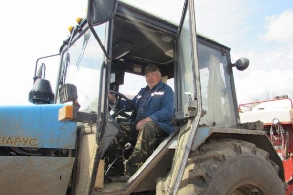 Для уборки урожая в Саратовской области будет мобилизована целая дивизия механизаторов