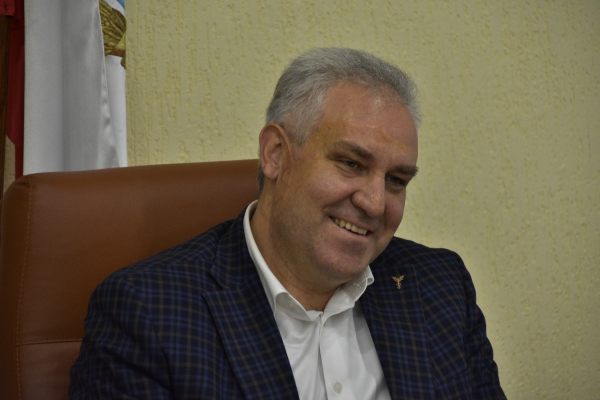 Доходы и расходы депутата Антонова