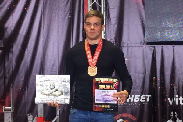 Саратовец стал чемпионом Европы по пауэрлифтингу