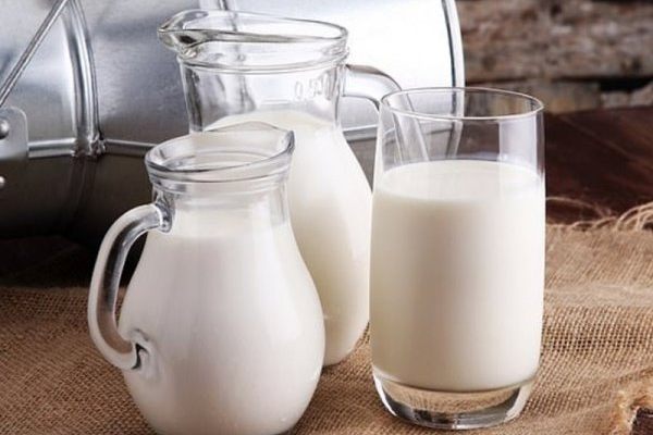 На каждого ребенка до 15 лет в Саратовской области производится менее 1 литра молока