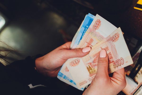 В Саратовской области увеличился показатель средних зарплат