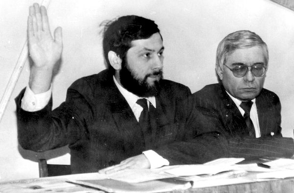 Борис Плохотенко и Александр Свешников (впоследствии — главный редактор газеты «Богатей»), января 1994 года, фото: Алексей Хействер