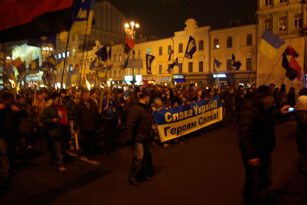 Факельное шествие в Киеве. Сон разума порождает чудовищ 