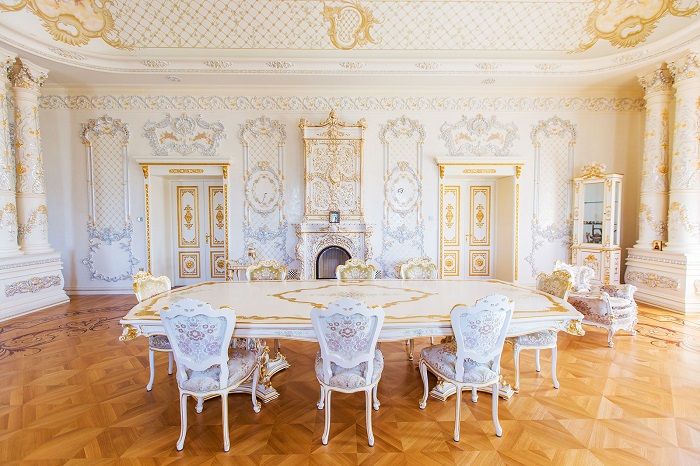 Апартаменты Саратовского Версаля