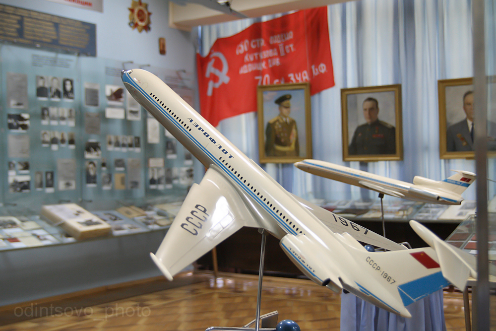А это экспонаты Музея Труда. Когда-то в Саратове делали такие самолеты. Почему не делают сегодня? Ну... вы же все понимаете...
