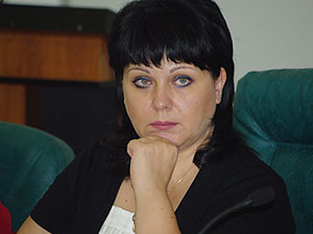 Последний министр информации и печати в правительстве Павла Ипатова Наталья Есипова часто грудью шла на защиту имиджа своего шефа